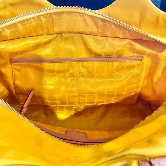 Hardly Used, in Good Condition Kate Spade Tote - Picture 9 of 10